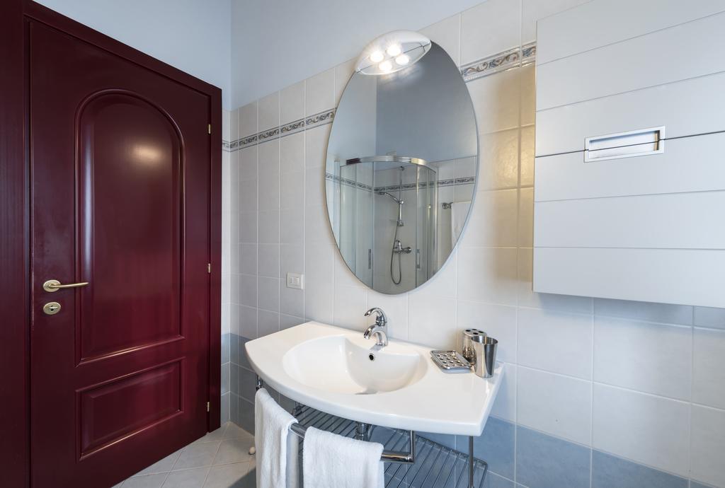Villa Edy Apartments Tremezzina Esterno foto